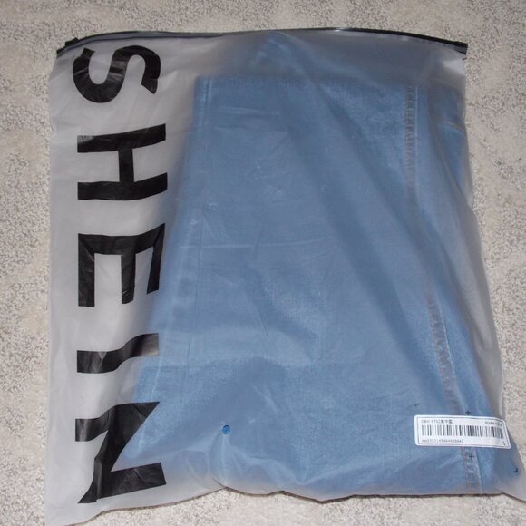 EZwear Split Hem Skinny Jeans - Picture 9 of 9